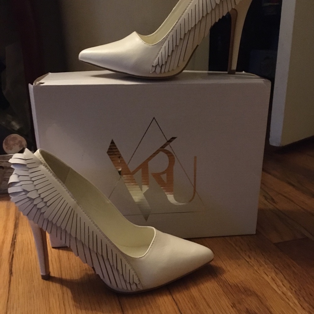 YRU angel wing heels